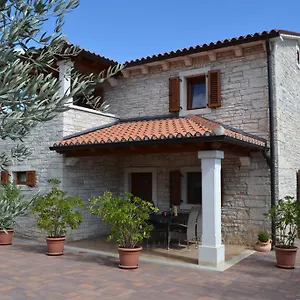 Ferienhaus Mate, Tinjan